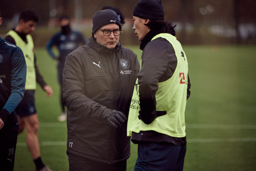 Farve 35 Thomasberg og Cho